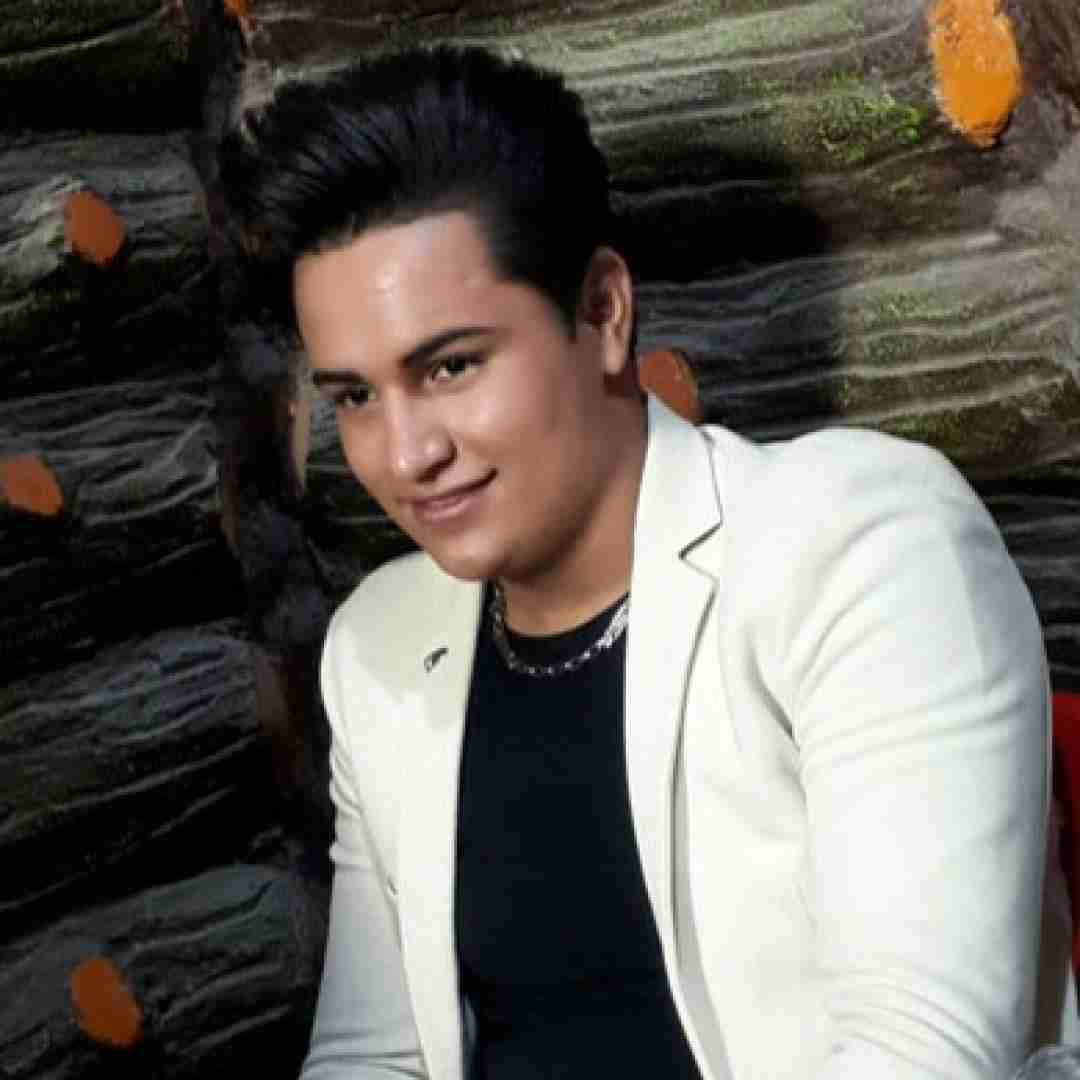 عکس علی یگانه