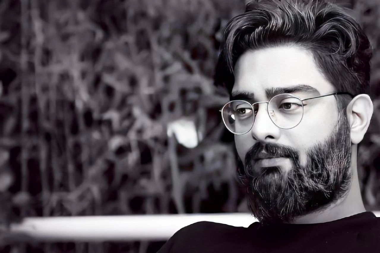 عکس پروفایل ایمان قیاسی