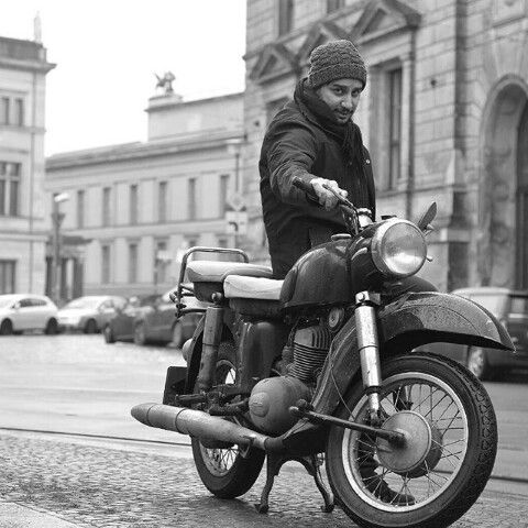 عکس جواد عزتی کارگردان