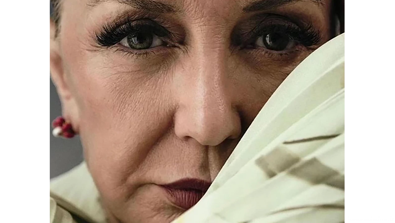 زندگی گوگوش