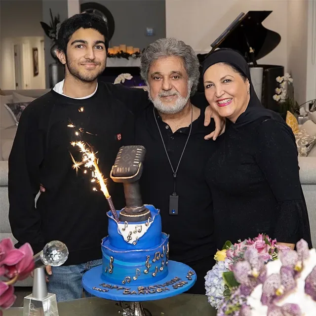عکس خانوادگی داریوش اقبالی