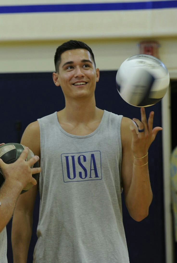 کریستینسون و جان اسپرا