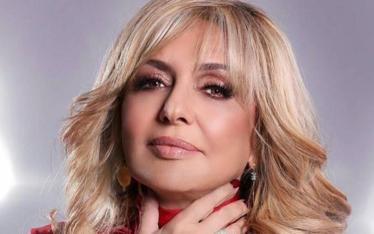 انقلاب و سکوت اجباری گوگوش