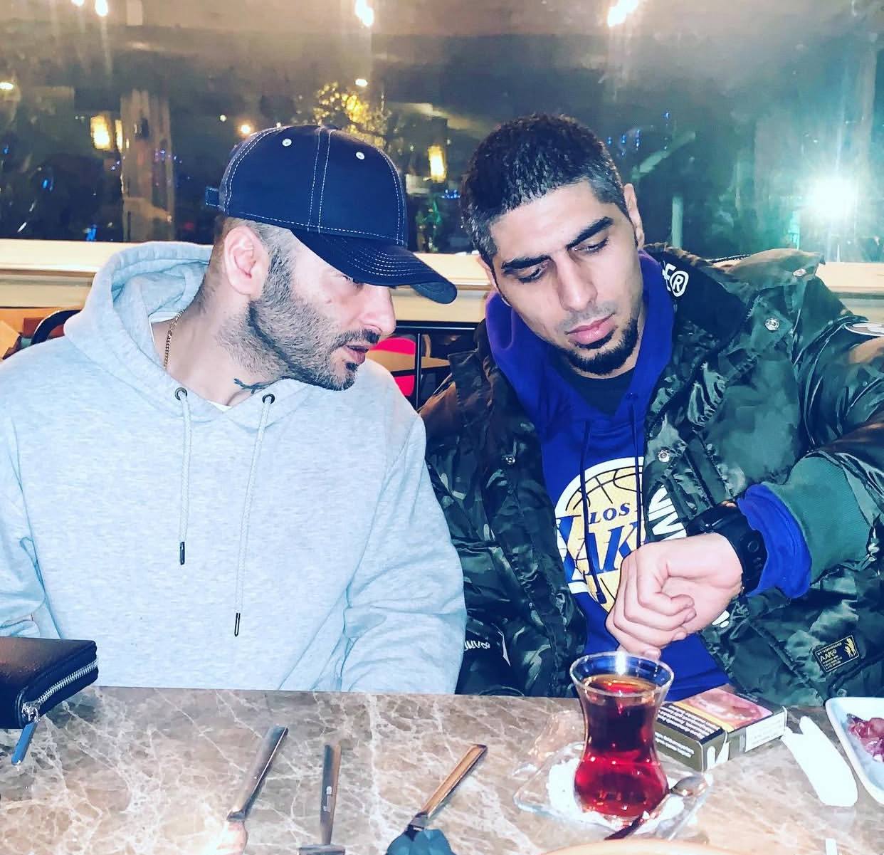 عکس یاس و پیشرو