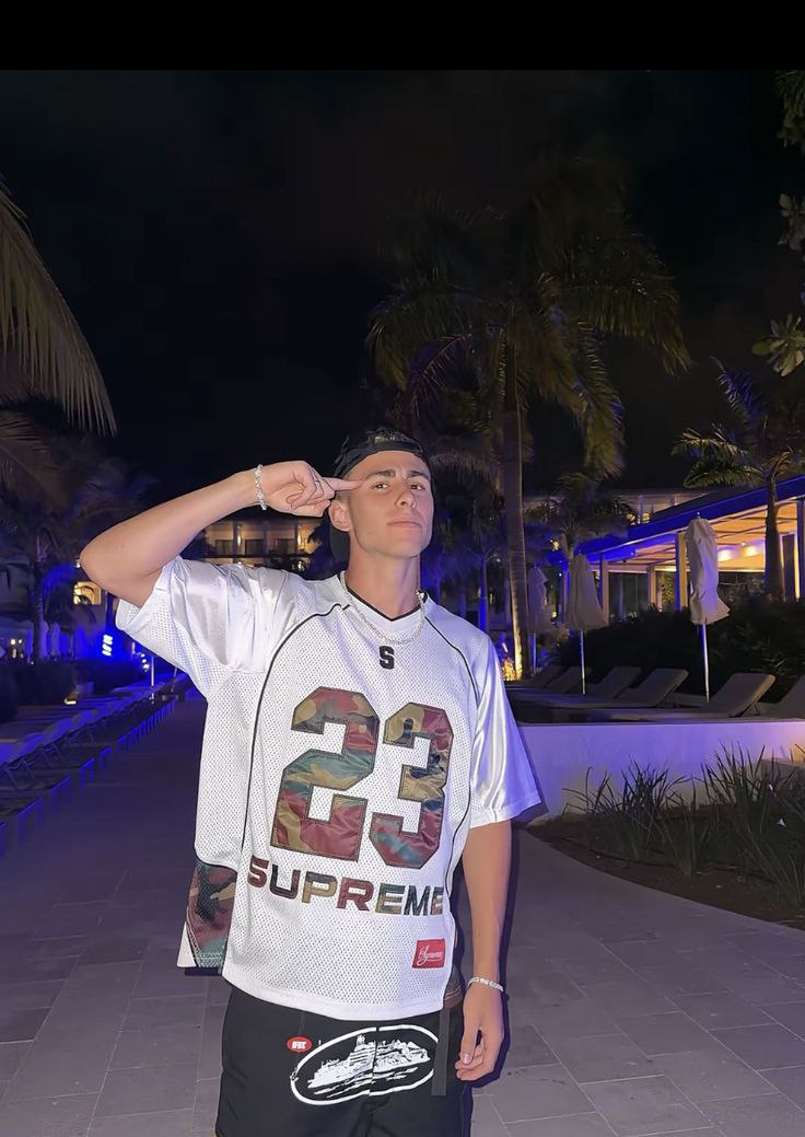 wallpaper Fermin Lopez