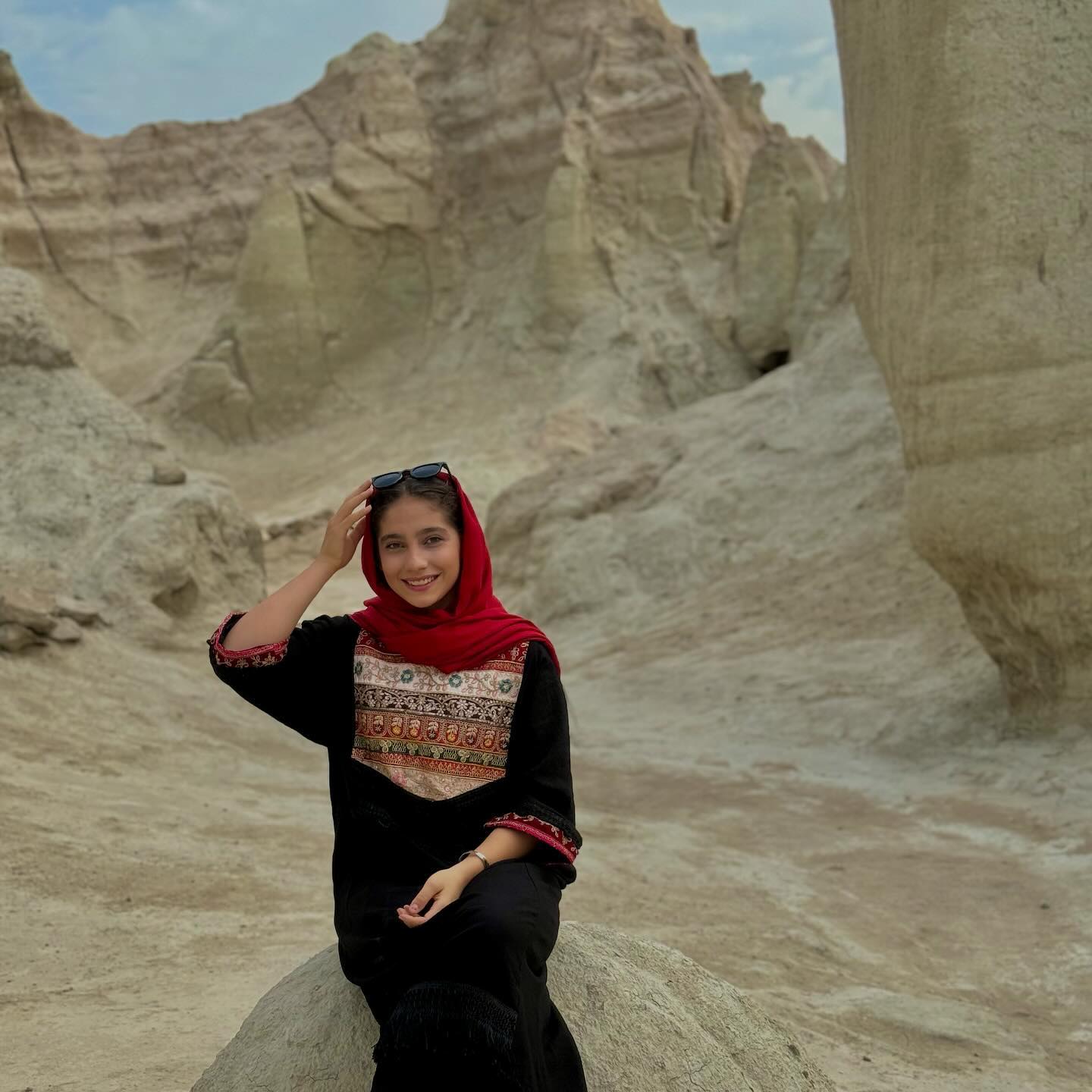 عکس های نازنین منصوری