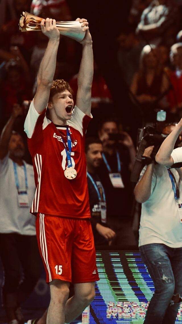 عکسهای یاکوب کوخانوفسکی عکسهای یاکوب کوخانوفسکی