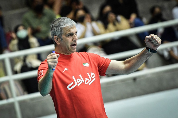 رضا مومنی مقدم والیبال