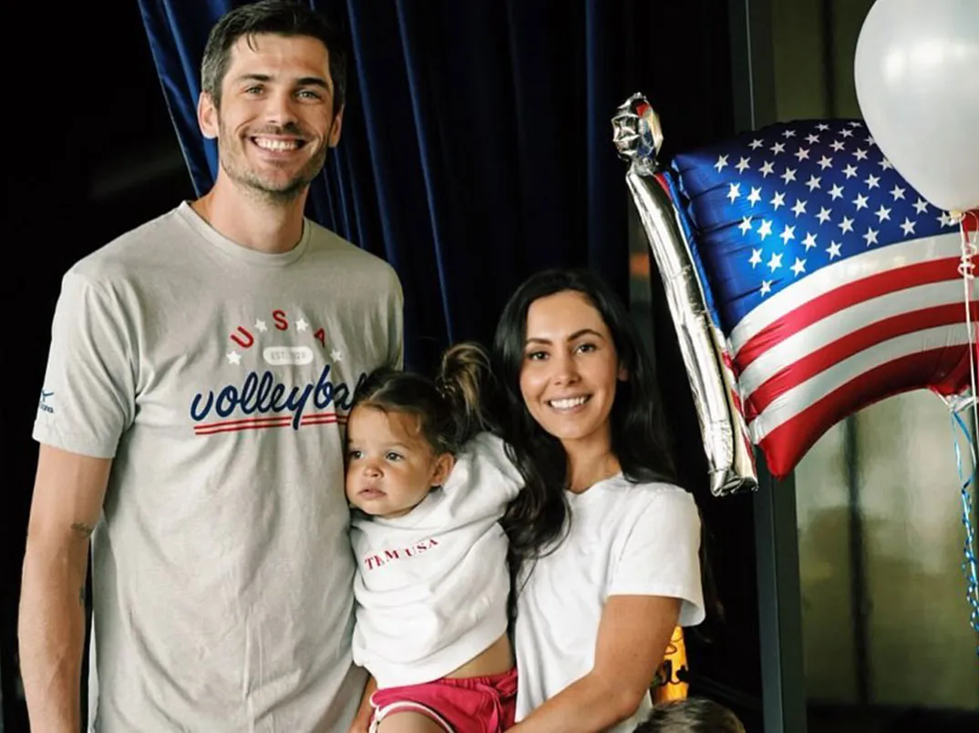 عکس متیو اندرسون و فرزندانش عکس متیو اندرسون و فرزندانش