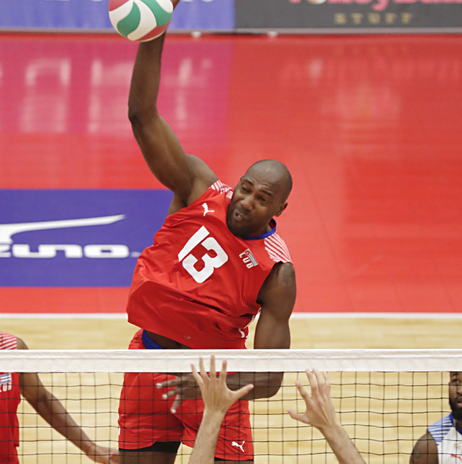 عکس جذاب روبرت‌ لندی سیمون