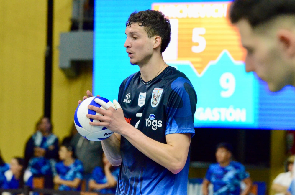 عکس گوستاوو ماسیل والیبال آرژانتین