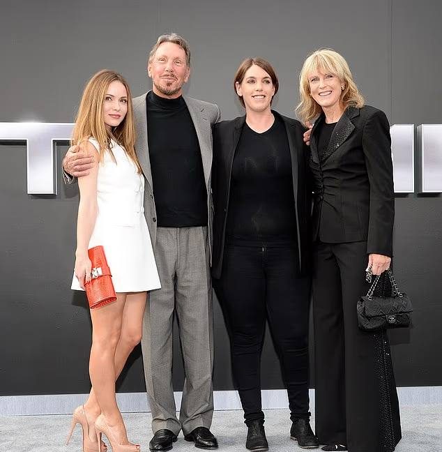 عکس لری الیسون و فرزندانش