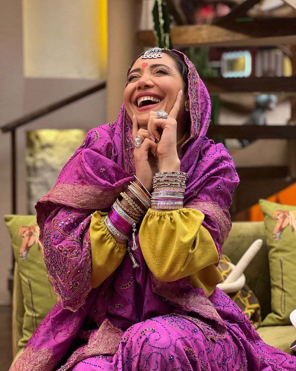 نیکی مظفری در جوکر 2