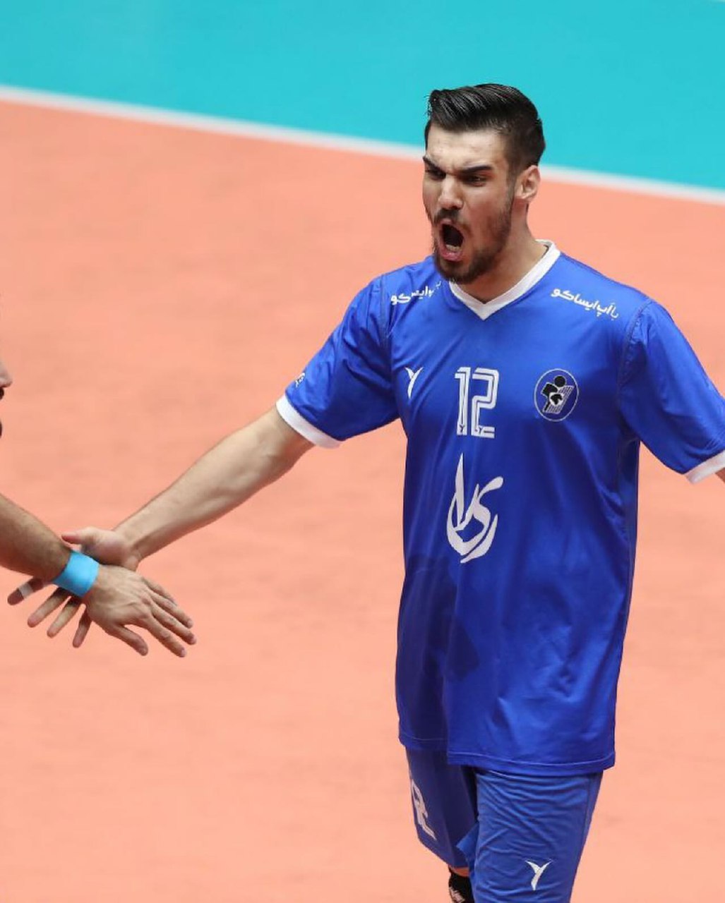 سید متین حسینی چه کسی هست