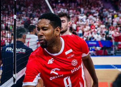 ویلفرد لئون دریافت کننده قدرتی والیبال لهستان ویلفرد لئون دریافت کننده قدرتی والیبال لهستان