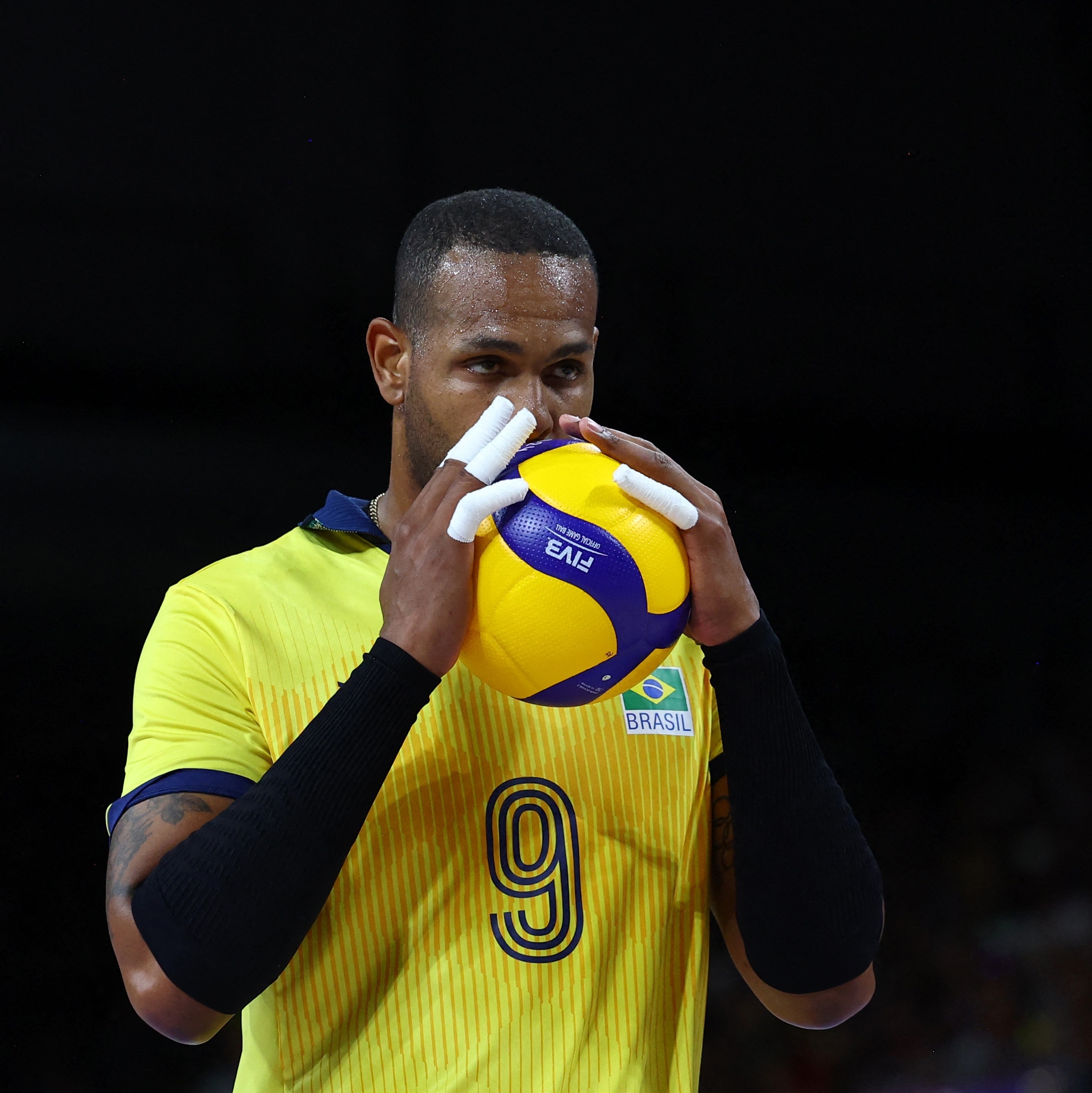 Yoandy Leal wallpaper for phone