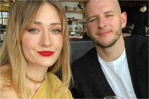 عکس خانوادگی بارتوش کورک عکس خانوادگی بارتوش کورک