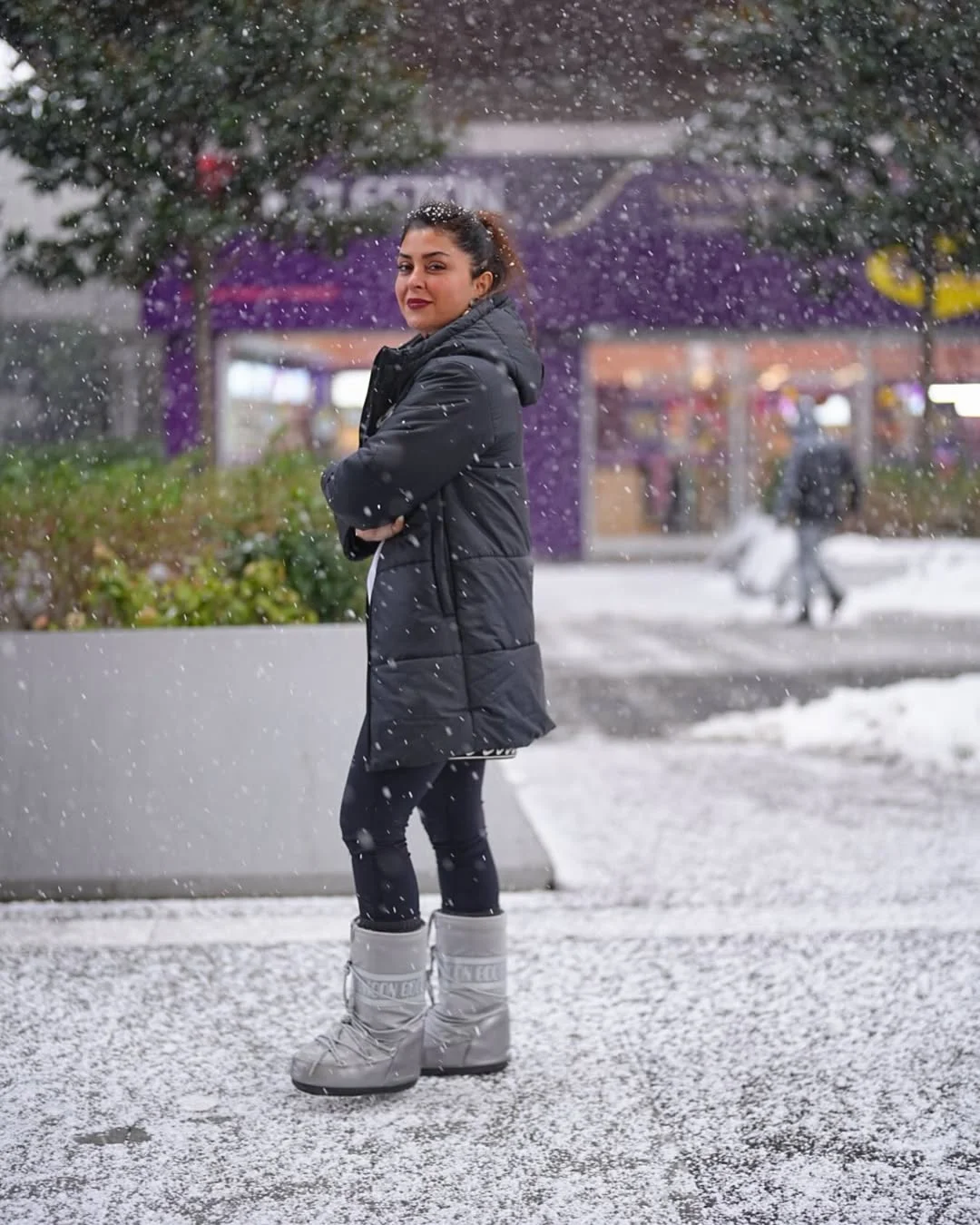 Shirin moghaddam Shirin moghaddam