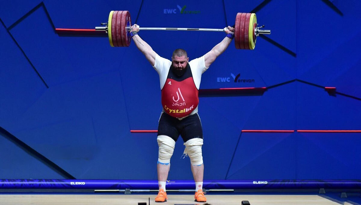 لوشا تالاخادزه وزنه بردار فوق سنگین گرجستان