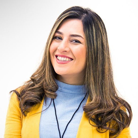 عکس از تینا قاضی مراد در منوتو