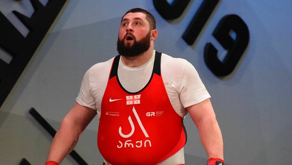 اسطوره وزنه برداری جهان