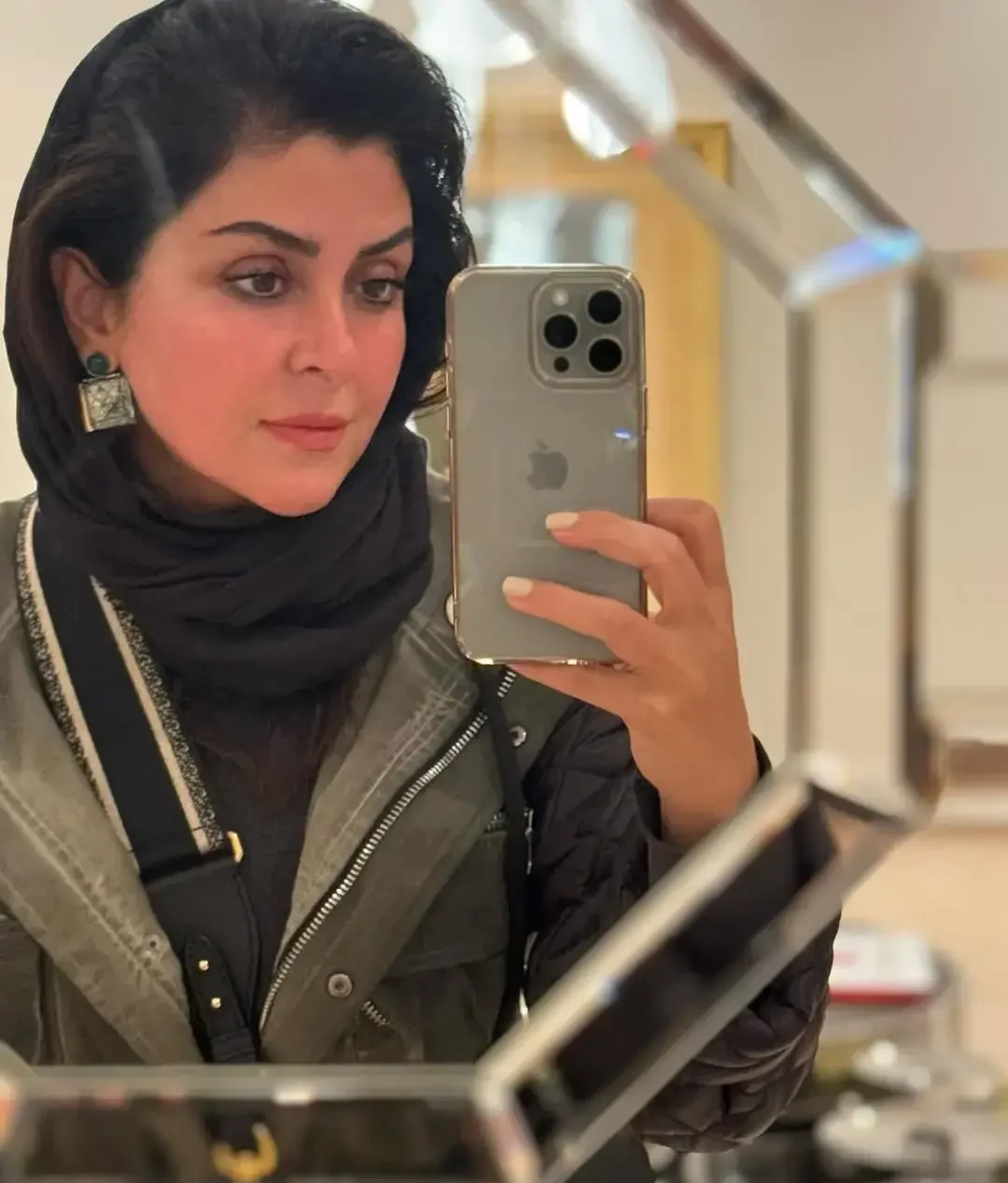 Wallpaper Shirin moghaddam Wallpaper Shirin moghaddam