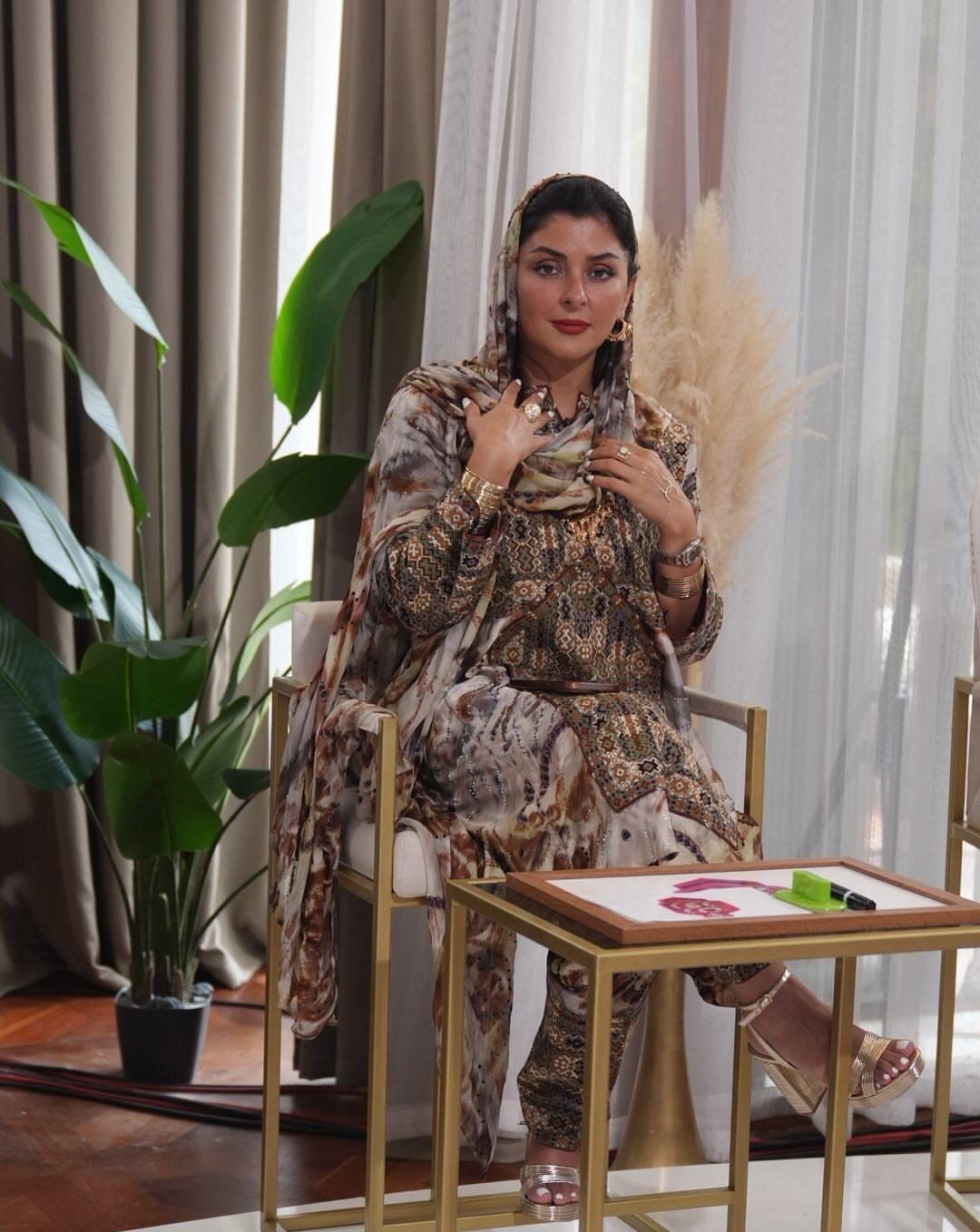 عکس شیرین مقدم در لباس بلوچی عکس شیرین مقدم در لباس بلوچی