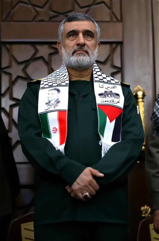 عکس سردار حاجیزاده برای تصویر زمینه عکس سردار حاجیزاده برای تصویر زمینه