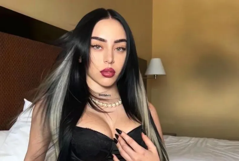 قد و وزن نیکی نیکول