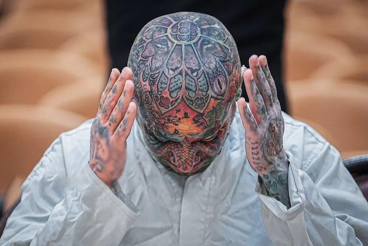 بی‌اعصاب امیر تتلو