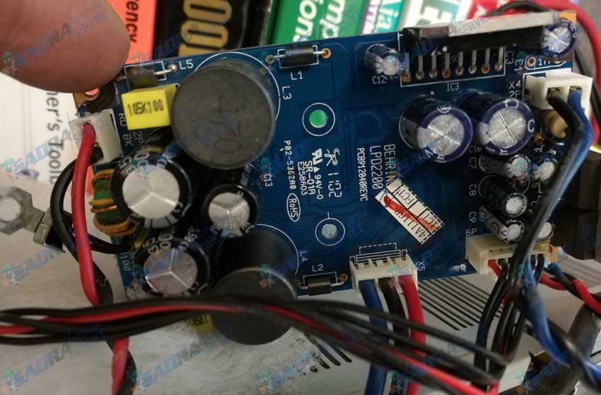 تعمیر اسپیکر شارژی