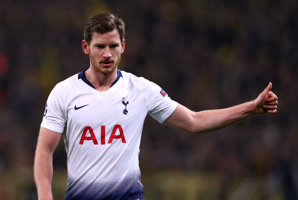 خلاصه بازی المپیاکوس و آیندهوون خلاصه بازی المپیاکوس و آیندهوون