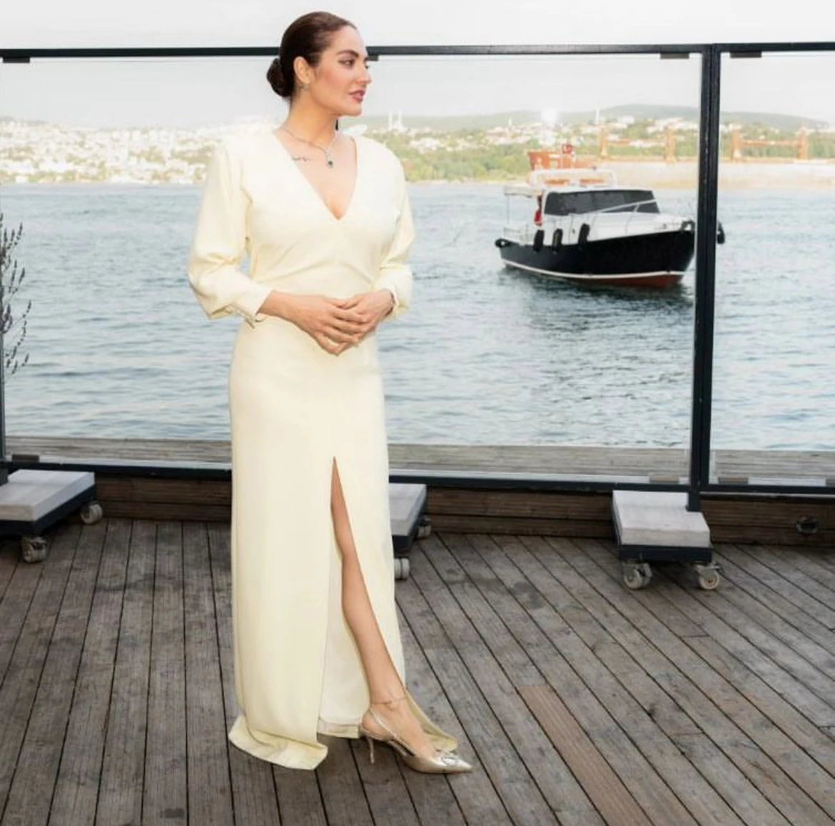 سکسی مهناز افشار مجری زن روز