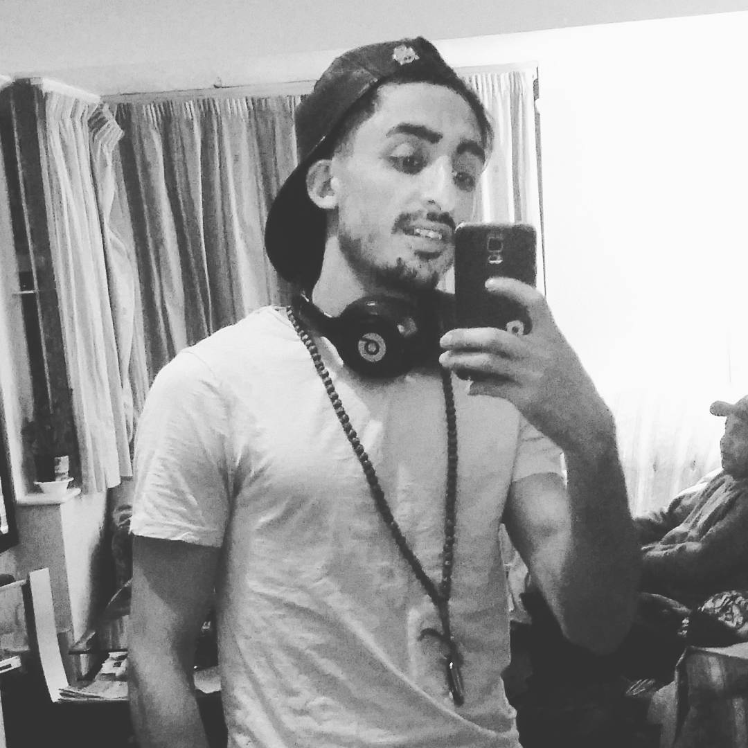 بیوگرافی کامل امیرعلی خسروجردی بیوگرافی کامل امیرعلی خسروجردی