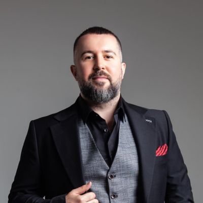 سهراب ام جی طرفداری