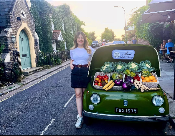 تینا قاضی مراد مجری من و تو 