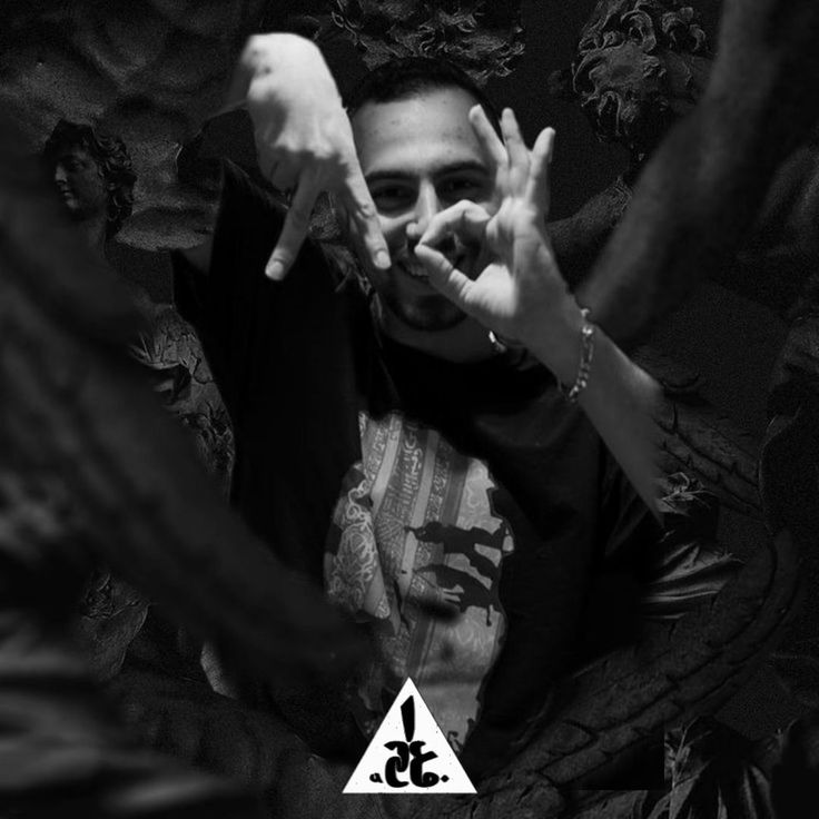 مهدیار دوست اشکان فدایی مهدیار دوست اشکان فدایی