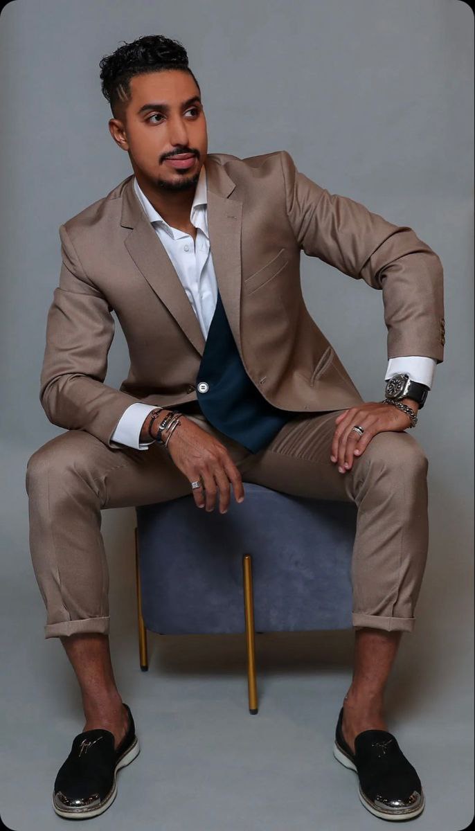 سالم الدوساری رسمی سالم الدوساری رسمی