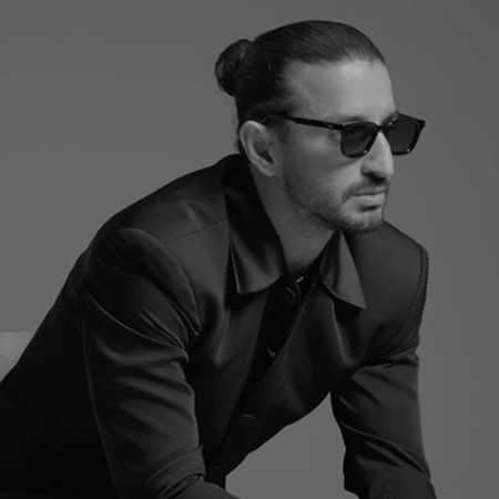 سینا ساعی آهنگ فرهاد را بازخوانی کرد