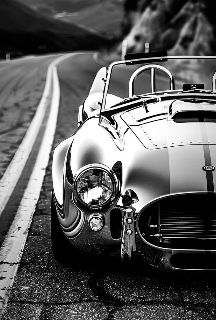 عکس ماشین سیاه و سفید عکس ماشین سیاه و سفید