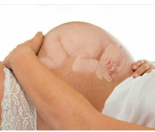 عکس بچه چهار ماهه در شکم مادر