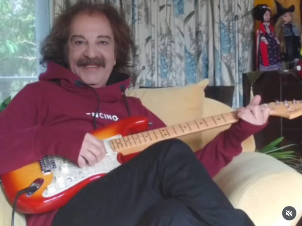 کوروش یغمایی پاییز ورژن جدید کوروش یغمایی پاییز ورژن جدید