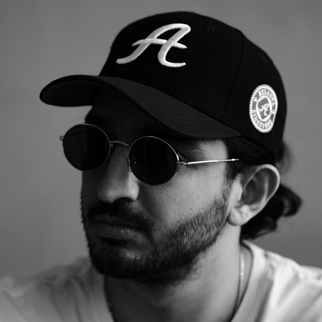 اجرای سینا ساعی تئاتر