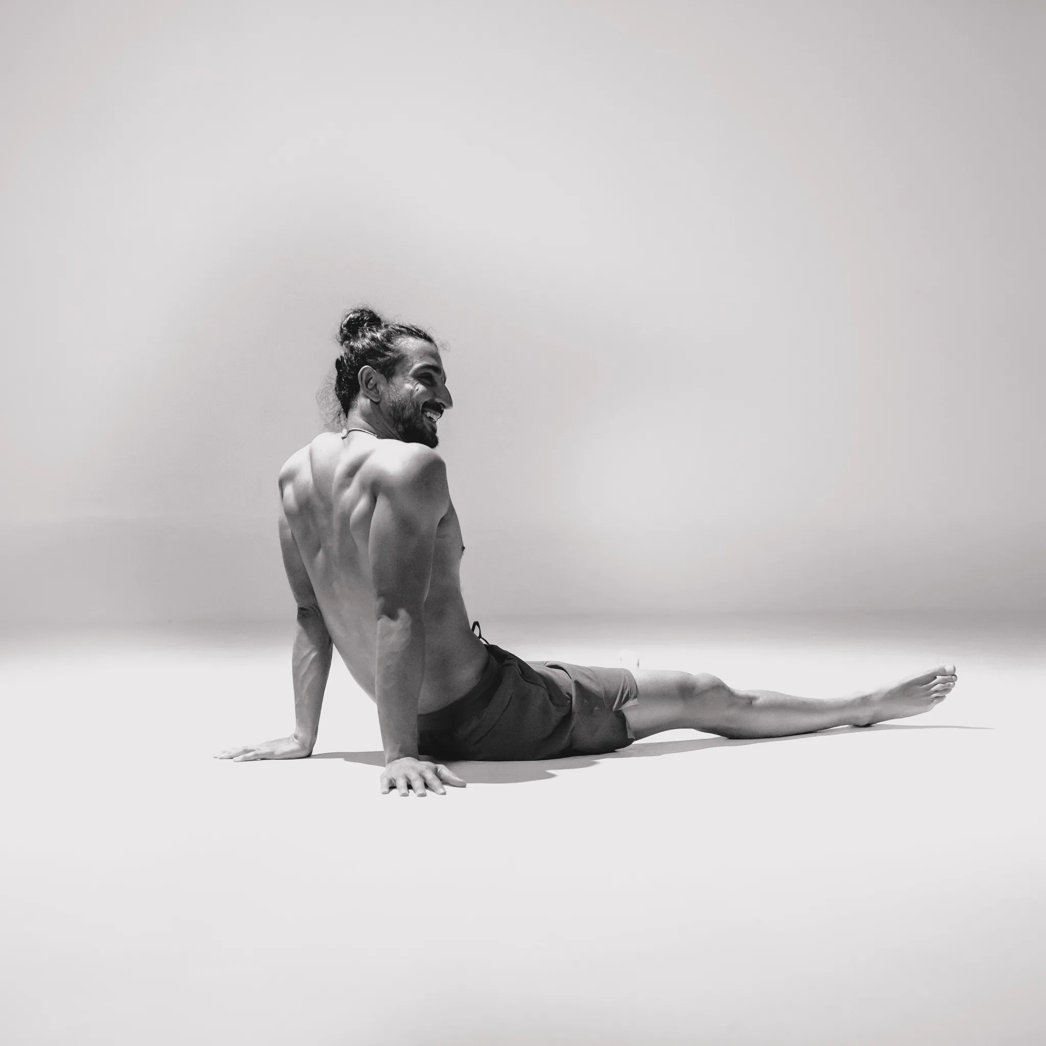 سینا ساعی پس همه چیز و بگو